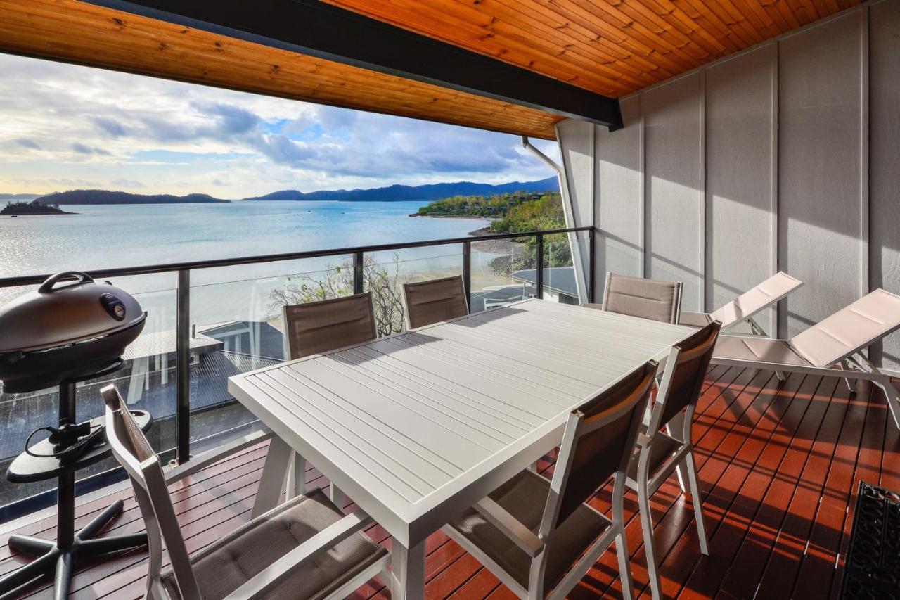 Shorelines 31 Renovated Upmarket Two Bedroom Apartment With Ocean Views And Buggy Isla Hamilton Exterior foto